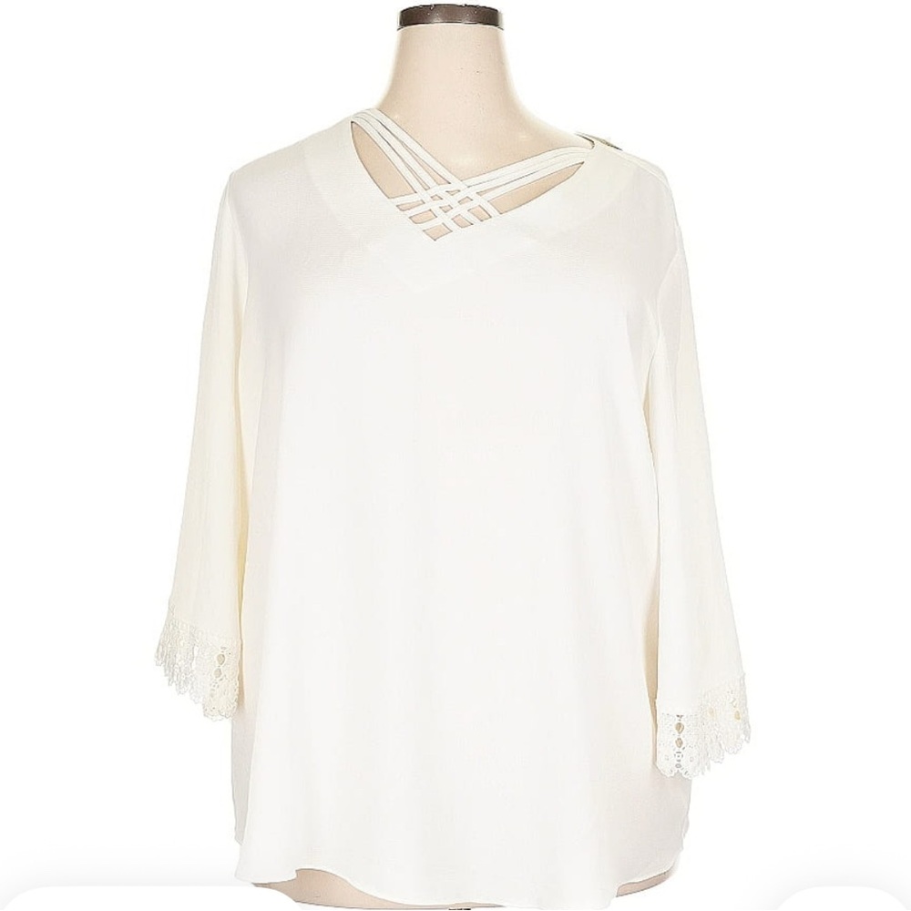 Chic Cream Women's Blouse with Lace Trim